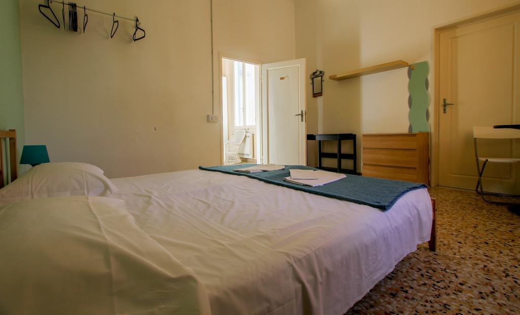 Guest House Be Happy! Флоренция Экстерьер фото