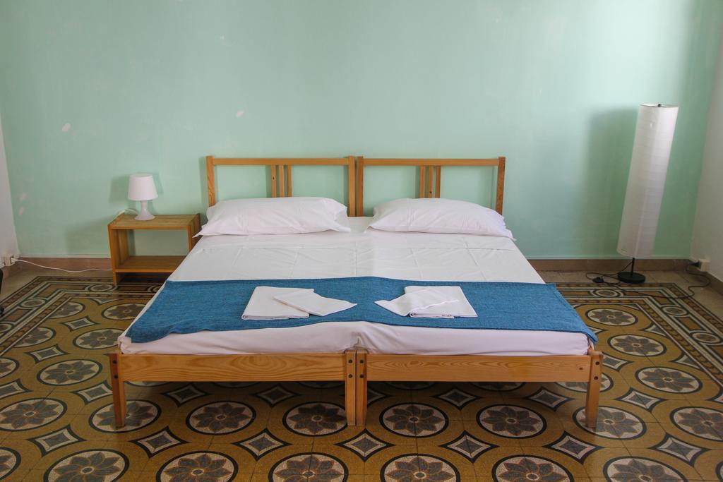 Guest House Be Happy! Флоренция Экстерьер фото