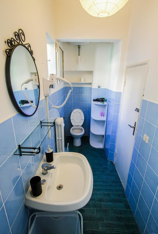 Guest House Be Happy! Флоренция Экстерьер фото